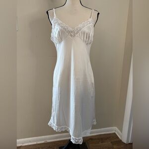 Camelot vintage white dress midi dress slip lace trim SZ 36